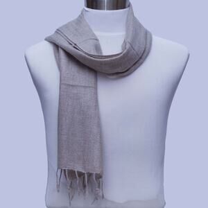 Elegant Light Grey 30% Silk Pashmina Scarf - Excellent